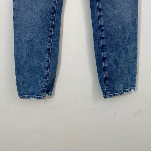 Good American Good Legs Straight Jeans Womens Size 2/26 Distressed Hem - Picture 2 of 8